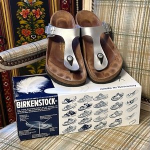 Birkenstock Gizeh Silver Sandal
